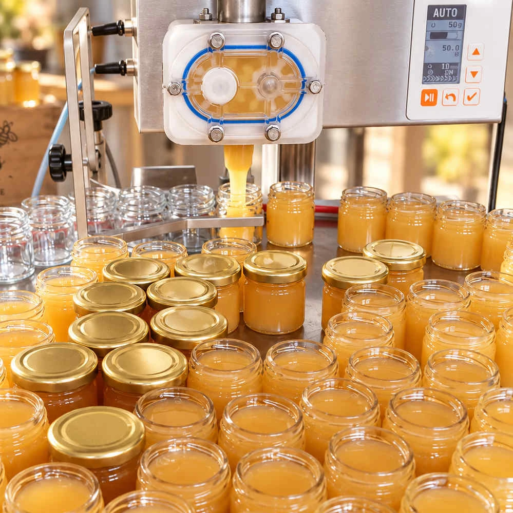 Mise en pot miel 50g pour évenements la mare aux abeilles.webp